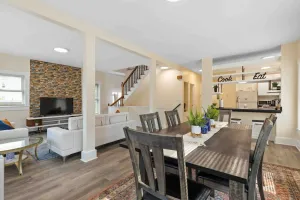 Image of Skyrise Two Stories - Centrally Located