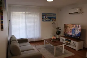 Image of Perfect Beachside Townhouse, 5min walk to beach