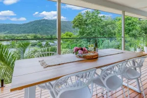 Image of Modern four bedroom, 2 bathroom home with swimming pool plus extra...