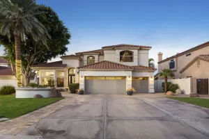 Image of Luxurious Lake House | Full Amenities, Pool + Lake