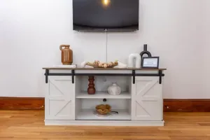 Image of Modern Boutique Farmhouse - Walk to Town - King Bed