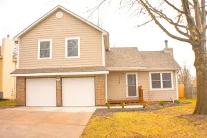 Image of Cozy, Clean, Comfortable Home for Large Families