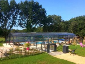 Image of Chalet 'Standard 4' with Private Terrace and Shared Garden