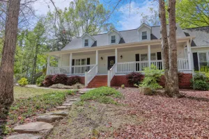 Image of Escape to Cozy Comfort: Your Perfect Retreat in Lexington, South Carolina!
