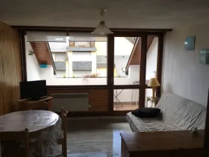 Image of flat 4 people 2 stars