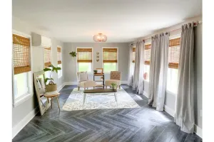 Image of Gorgeous, Fully Remodeled Open Floor-Plan!