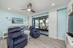 Image of Cozy Waterfront Dock View 1 bedroom, 1 bath at Sanibel Moorings Resort #1441