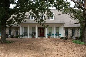 Image of A Peaceful Retreat Close to Sardis Lake & Oxford - Stay and Relax!