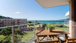 Image of Promenade, 12 8 Intrepid Cl - fantastic waterfront unit with air con and WiFi