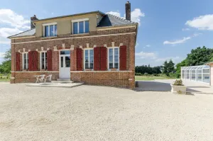 Image of House