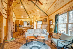 Image of Luxury Treehouse Getaway just north of Nashville TN