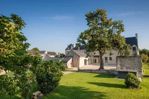 Image of Le Clos Lumiere - Four Bedroom Villa, Sleeps 8