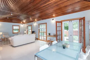 Image of Euro House, Spacious! Near Mayo-Private Home