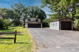 Image of Million Dollar View of Lake Sherwood