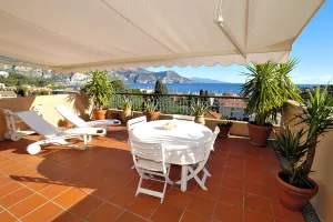 Image of AMAZING SEA VIEW APARTMENT with Private Close Parking