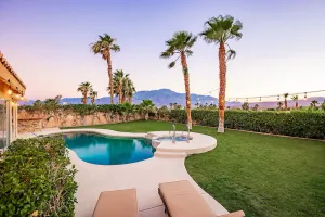 Image of 360 Mountain Views, Pool and Spa by MariamsBnb