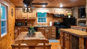 Image of Secluded 3BR 1BA Cabin for Cozy Living