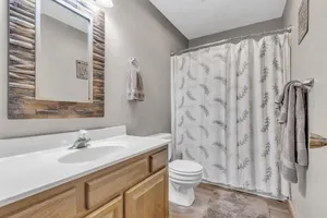 Image of Modern, Private, Quiet, Long Range Views Cabin, Walk to Beech Mountain Club