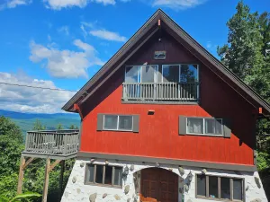 Image of Spectacular Views Large Deck Three Floors with bedrooms\/bathrooms on each floor
