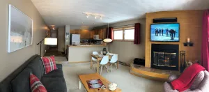 Image of Waterfront Retreat on Lake Dillon.  Lake\/Mtn Views. Great Access to Skiing.
