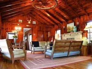 Image of Secluded Western Ranch House on 4 Acres Near Bandera