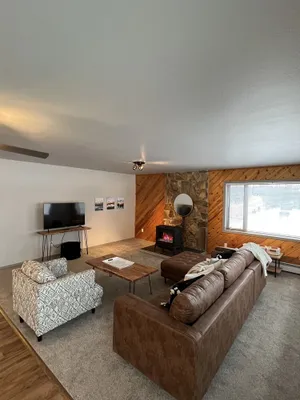 Image of Top floor lakefront condo with Mountain Views!