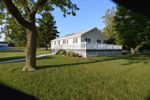 Image of Exceptional Home In Tranquil Door County Setting.