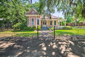 Image of Authentic Colonial Home Near Downtown Selma!