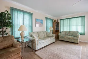 Image of Sandy Pause B - 3 br townhome, oceanblock, in great mid town location.