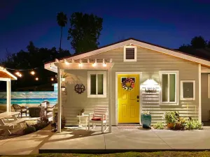 Image of Elmo Hideout, a cozy MOVIE house W\/ 4K projector