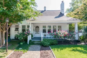 Image of Downtown Cottage | 3 Bed, 2 Bath