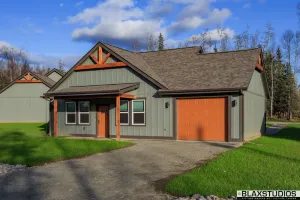 Image of Stoneridge Place Cottage #2 - Vacation or Executive Retreat 2BR 2BA Garage!