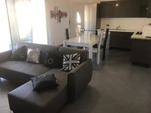 Image of House f3 for rent by the week