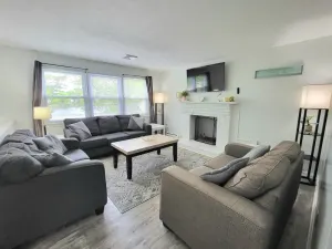 Image of RIVERVIEW VILLA AT OCEAN BEACH: 5 QUEEN BEDS