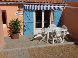 Image of Lovely renovated house ideally located close to shops and beach.