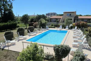 Image of Maison de 6 chambres avec piscine privee terrasse amenagee et wifi a Vaux sur Mer a 1 km de la plage