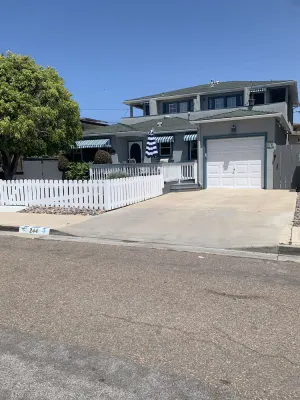 Image of Beautiful 2bd 1ba Beach Cottage 1.5 blks from the beach!