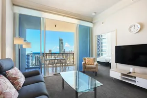 Image of Stunning Chevron Apartment 3 Pools - Optimise BNB