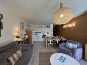 Image of New Ski Apartment, Sleeps 6, Central Montgenèvre, Amenities Included