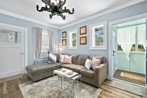 Image of Casa Bella- Chic, Retro Apt- Steps to Historic District!
