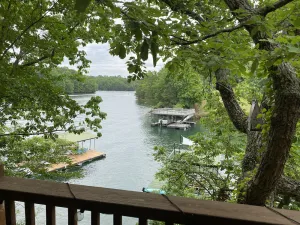 Image of Cozy Cottage on the Lake