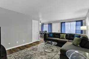 Image of Stylish apartment  with Parking & Pool near AT&T Stadium