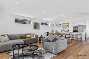 Image of Mountain View Villa-close to shops-10min to CBD