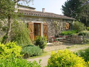 Image of Stone house with garden, quiet, south of France. Wine village, near Montpellier