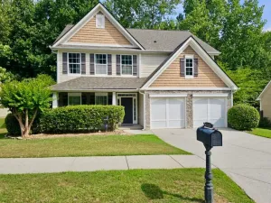 Image of 5-Bed Gem Close to Duluth Fun Sleeps 16