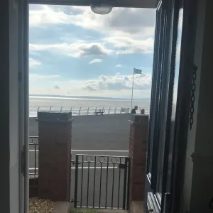 Image of Luxury beachfront pet friendly 3 bed townhouse