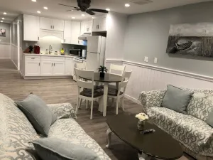 Image of Pleasant Village Unit 5