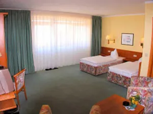 Image of DZ 105 - Family run hotel with restaurant