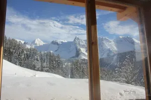 Image of New chalet facing the Aravis, calm, sun