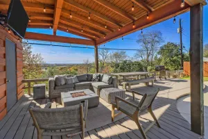Image of Private Pool Oasis with Gorgeous Views Minutes from TCU & Dickies Arena